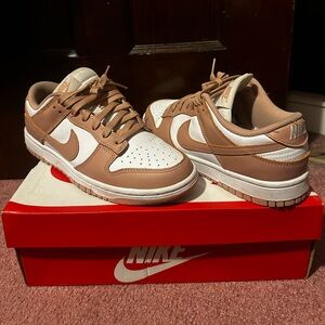 Nike Men's Brown and White Sneakers